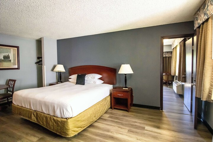 Room 26 of 54