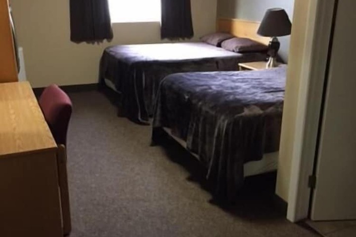 Room 16 of 24