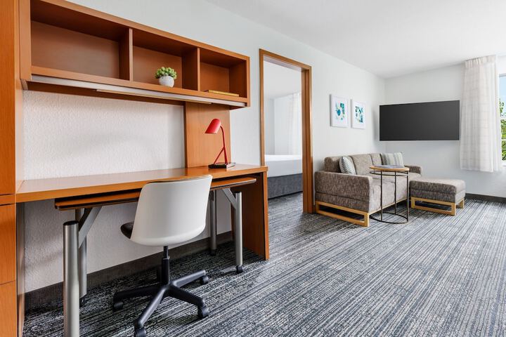 Room 16 of 33