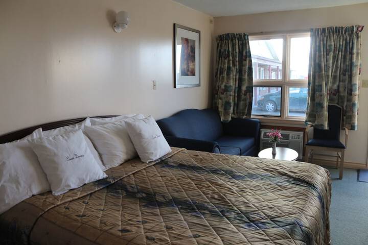 Room 16 of 59