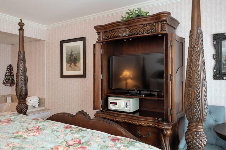 Boardwalk Plaza Hotel