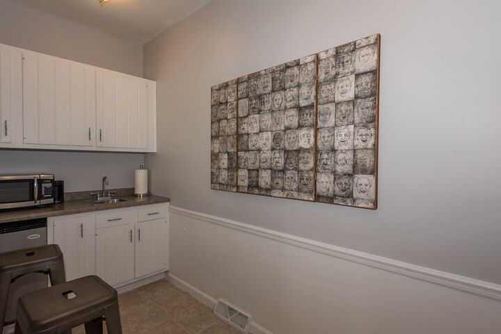 Room 49 of 71