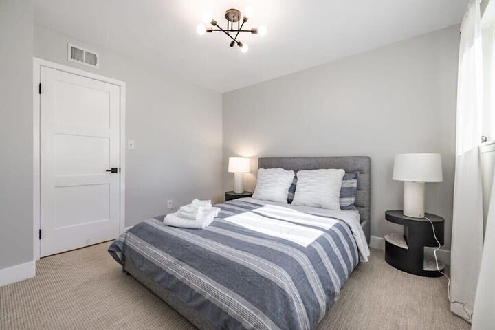 at Marbella Lane - Cozy Modern Home w / Relaxing Design & Pool