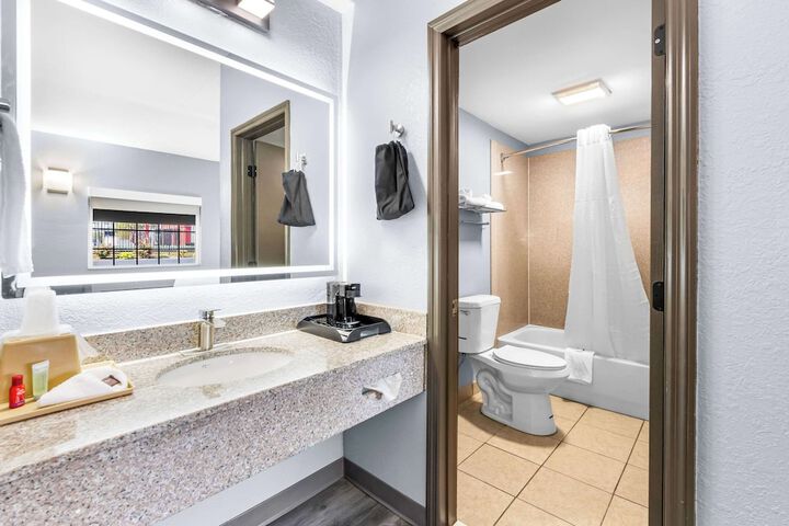 Quality Inn Lawrenceburg