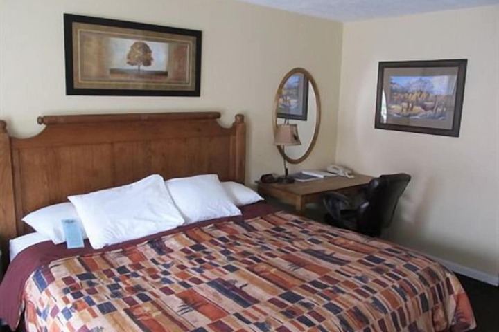 Jonathan Creek Inn