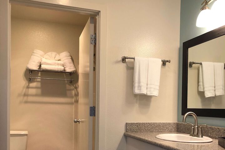 SureStay Plus Hotel by Best Western Gold Beach