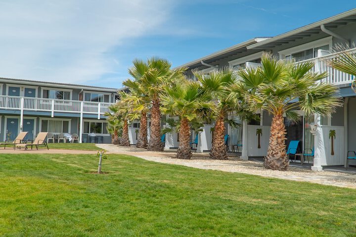 Hotel Exterior 58 of 62