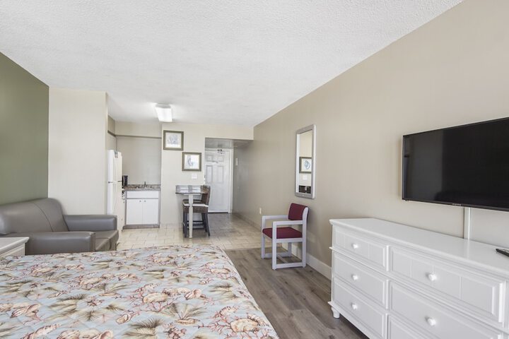 Room 46 of 114