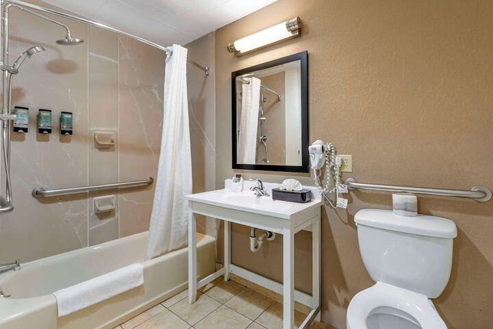 Best Western Suites