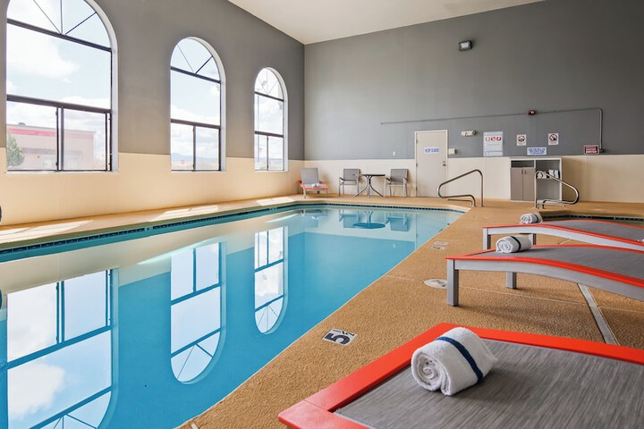 Pool 6 of 30