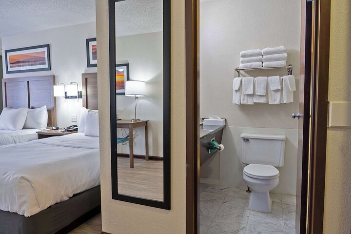 Room 25 of 60