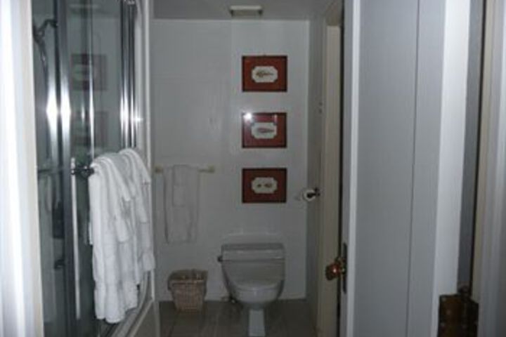 The Monticello Hotel
