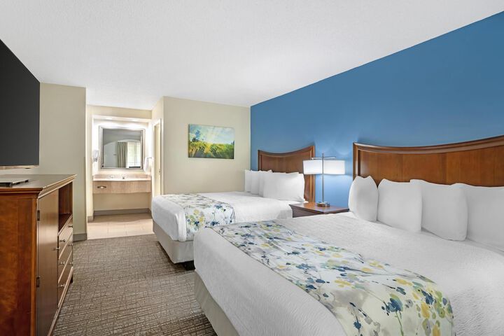 Best Western Inn & Suites - Monroe