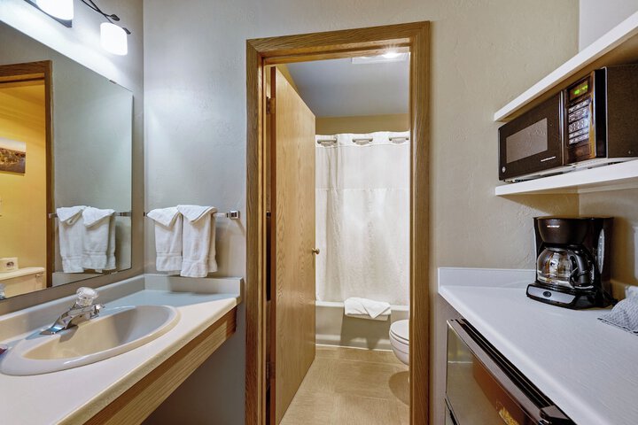 Room 42 of 55