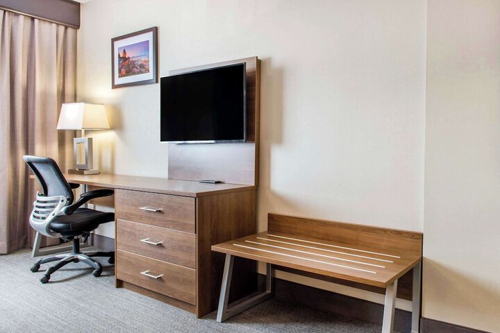 Quality Hotel Dorval