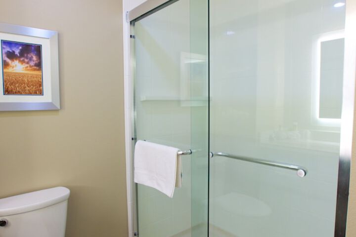 Holiday Inn Express Fargo SW - I-94 Medical Center by IHG