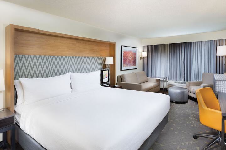 Room 21 of 42