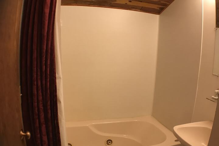 Room 22 of 68