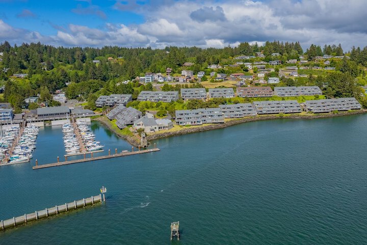Embarcadero Resort Hotel & Marina
