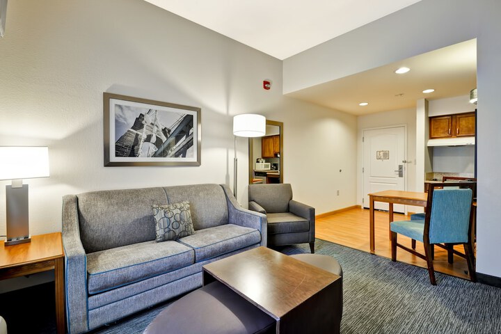 Room 25 of 55