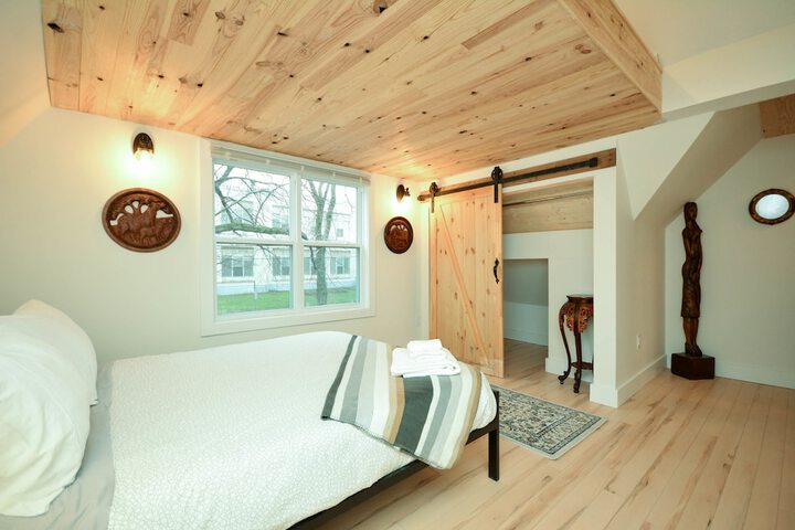 Room 49 of 58
