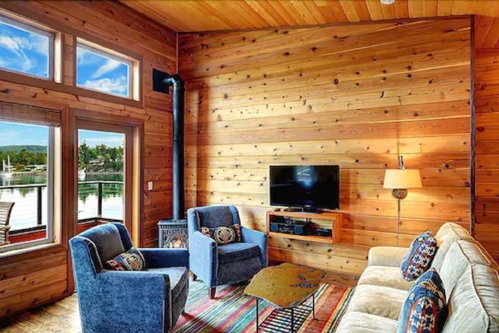 Snug Harbor Resort