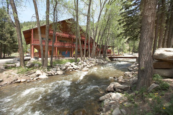 Property Grounds 13 of 18