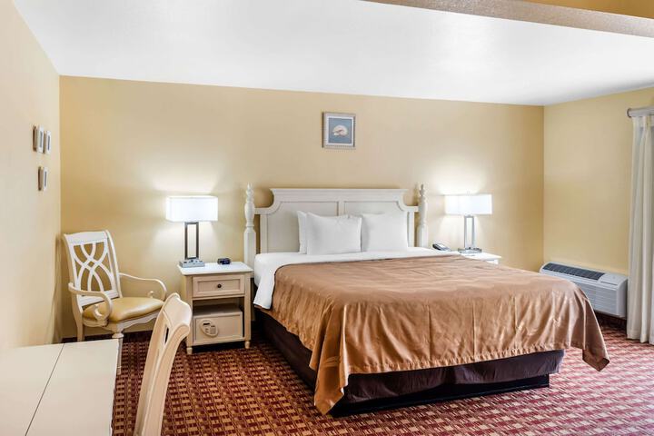 Quality Inn & Suites Capitola by the Sea