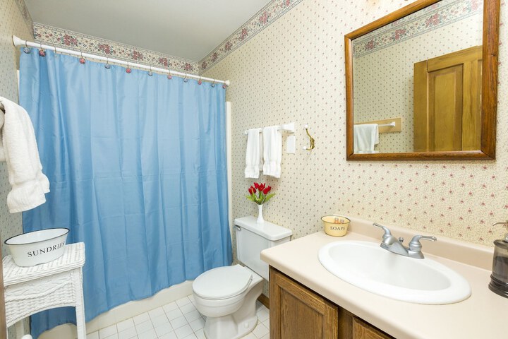 Room 9 of 59