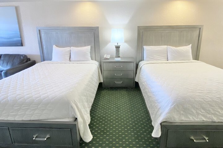 Room 28 of 41