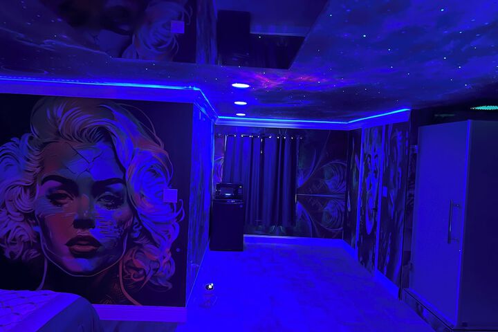 Room 22 of 26