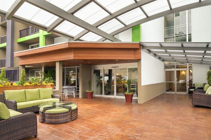 Terrace/Patio 31 of 32