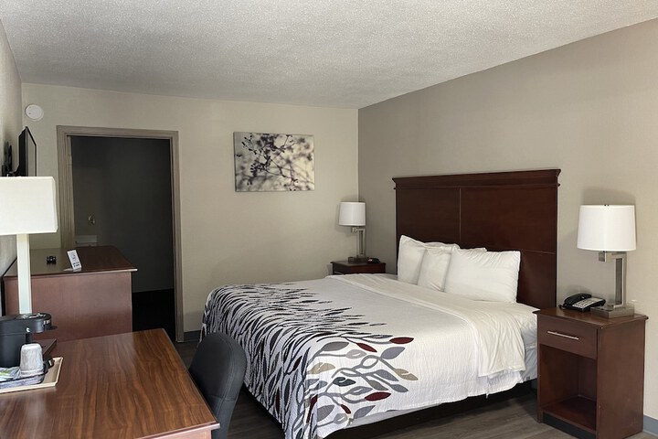 Room 28 of 30