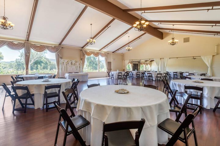 Carlton Oaks Lodge an Ascend Collection Hotel