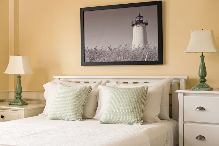 Brass Key Guesthouse - Adults Only