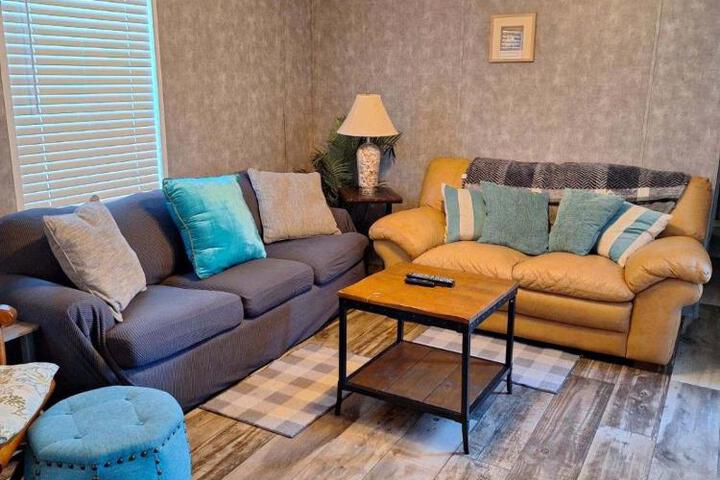 Lake Point Motel