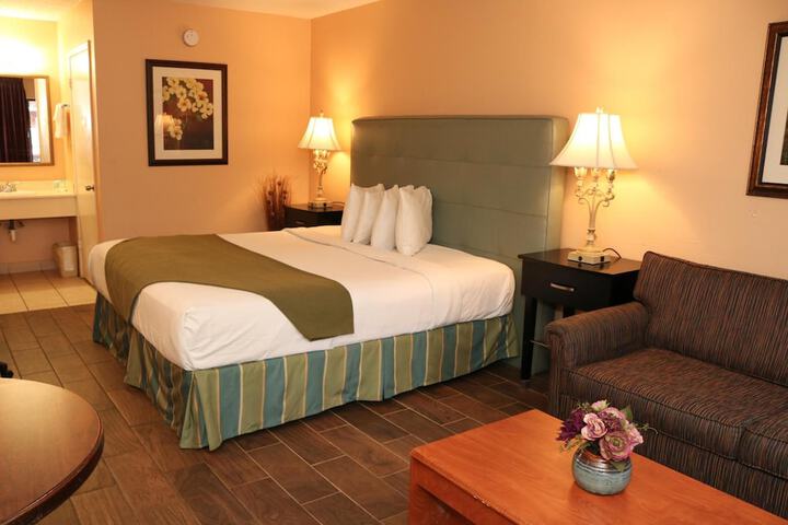 Room 40 of 44