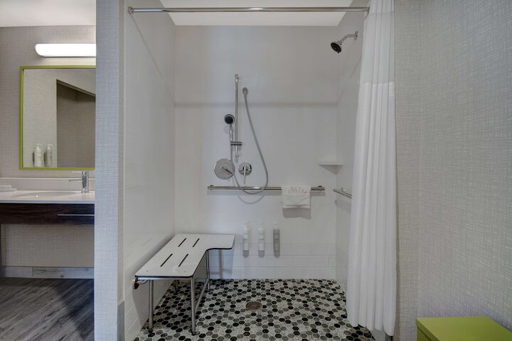 Hampton Inn & Suites Ontario Rancho Cucamonga