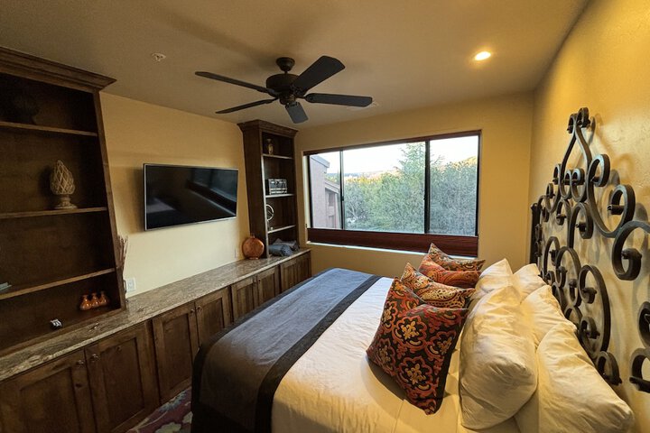 Room 107 of 285