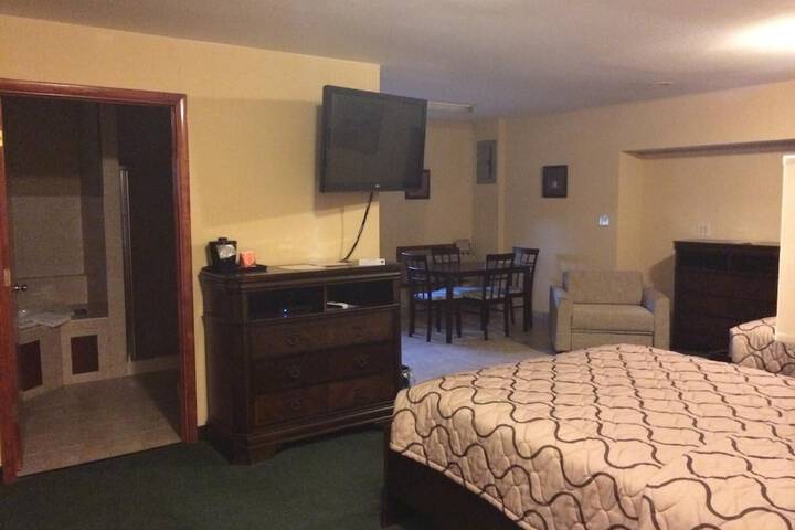 Room 18 of 30