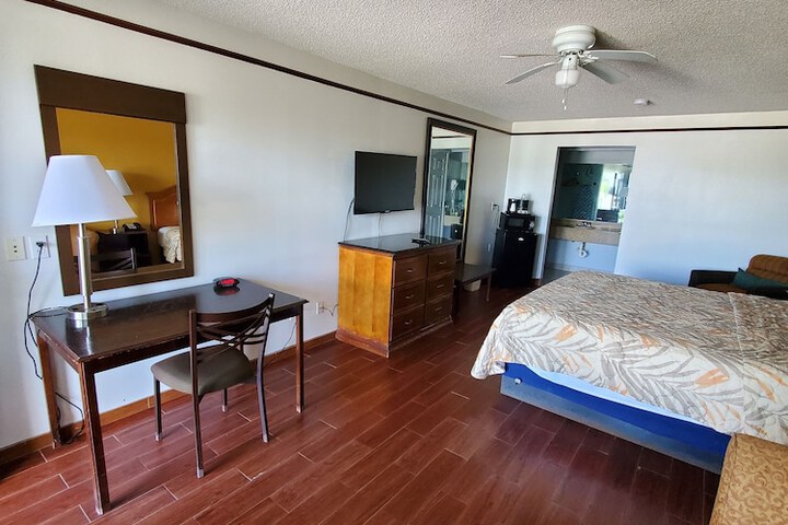 Room 40 of 59