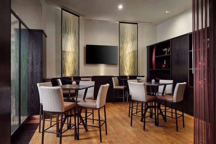 Hilton Rosemont Chicago OHare