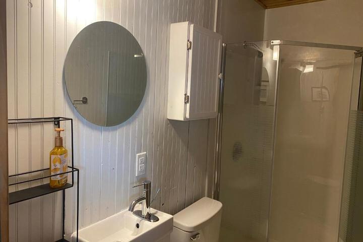 Merland Park Cottages and Motel