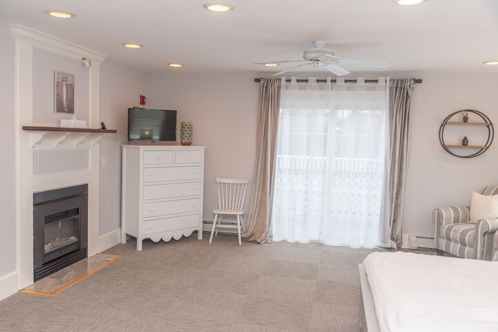 Room 65 of 113