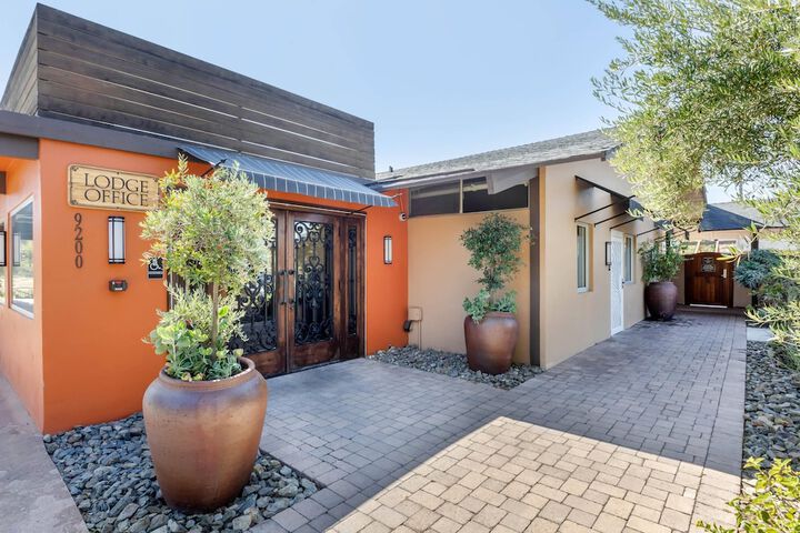 Carlton Oaks Lodge an Ascend Collection Hotel