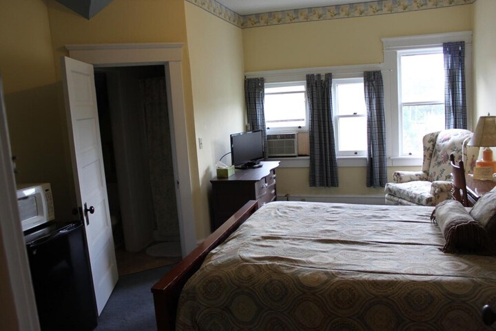 Room 23 of 56