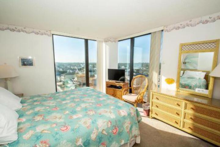 Sea Castle 8 G by Palmetto Vacation Rentals