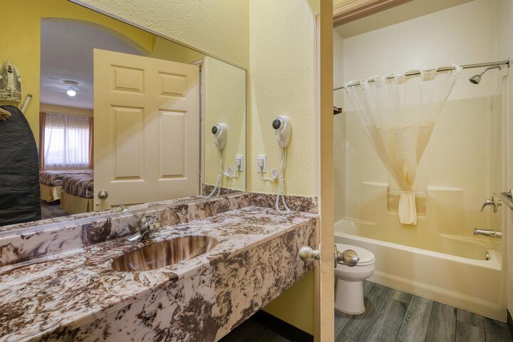 SureStay Hotel by Best Western Mission