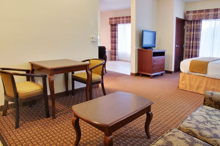 Room 33 of 67