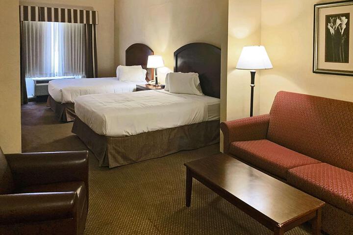 Spark by Hilton Catoosa Tulsa